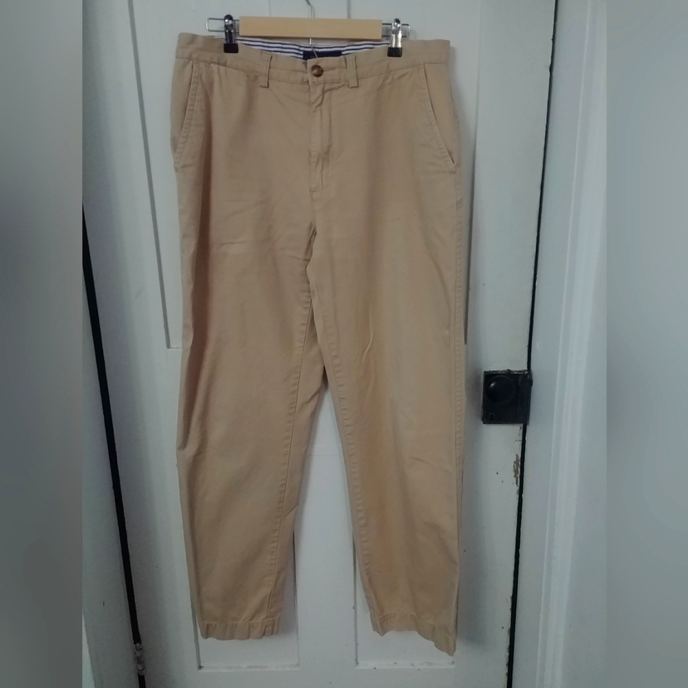 Tommy Hilfiger Men's Relaxed Fit Khakis Size 34x34 Tan Dress Pants